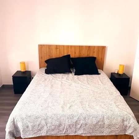 Europe アパート エペルネー